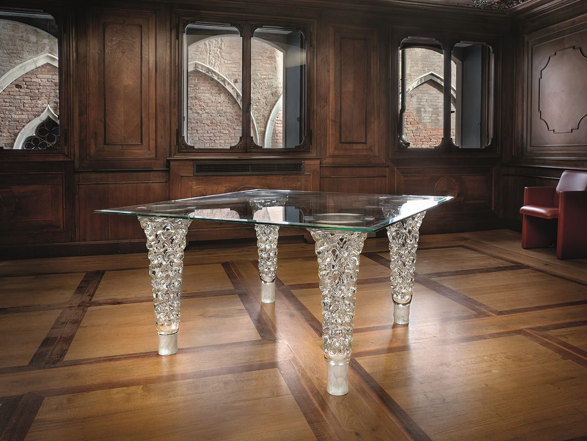 Tavoli in vetro a Palazzo Franchetti, Venezia